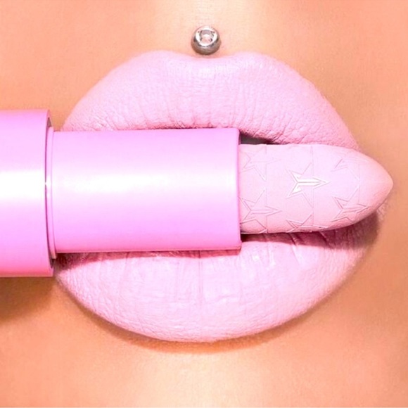 Jeffree Star Other - Jeffree Star velour liquid lipstick